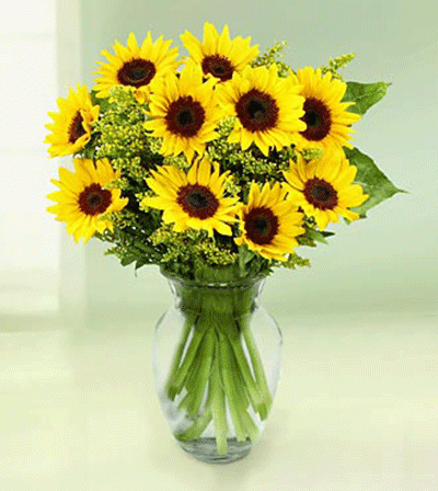 Открытка Букет желтых цветов в стеклянной вазе