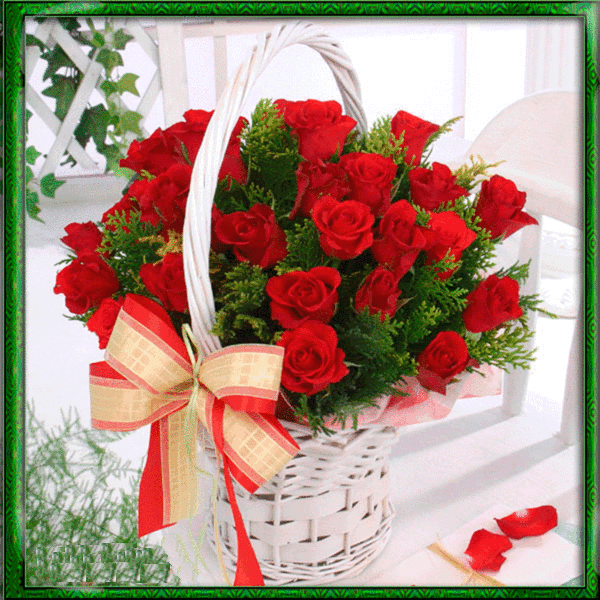 Анимированная открытка Корзина роз днем рождения розы