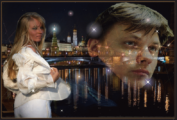 Анимированная открытка Ночной Московский Кремль Девушка Лицо парня