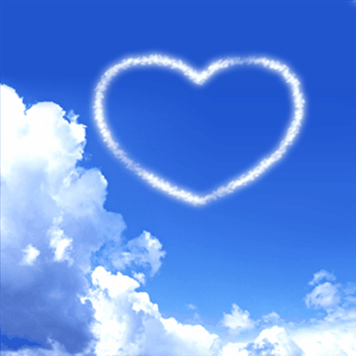 Анимированная открытка Сердечко в облаках