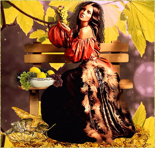 Анимированная открытка Девушка с виноградом