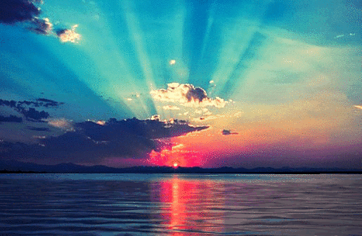 Анимированная открытка Восход солнца на море