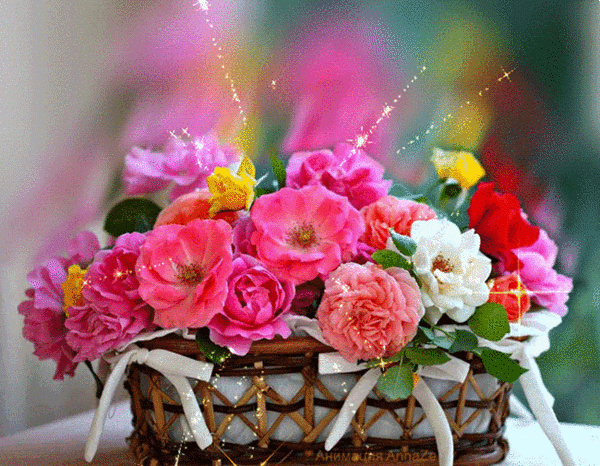 Анимированная открытка Корзина с цветами