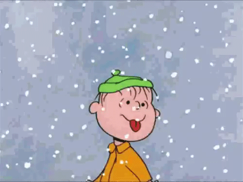Анимированная открытка Мальчик ловит языком снежинки