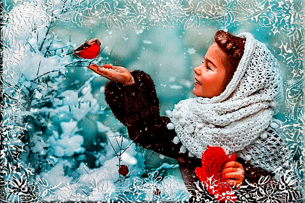 Анимированная открытка Девочка в зимнем лесу со снегирем