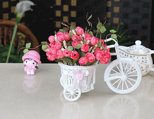 Анимированная открытка Сувенир: велосипед с букетом роз
