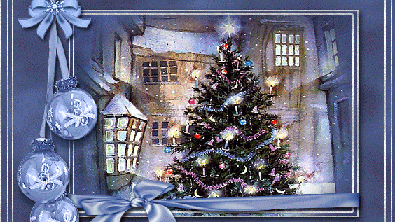 Анимированная открытка Нарядная ёлка на фоне дома, фонарь. Коллаж украшен ёлочными шарами